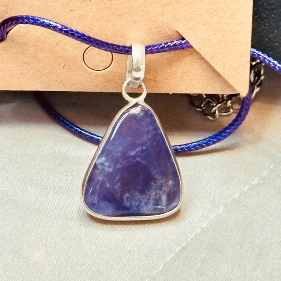 925 Sterling Silver Plated & Amethyst Stone/Crystal Trillion Cut Pendant EUC - Picture 6 of 12